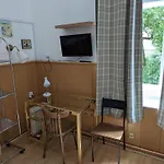 Hotel Pension Waizenegger Am Kurfuerstendamm