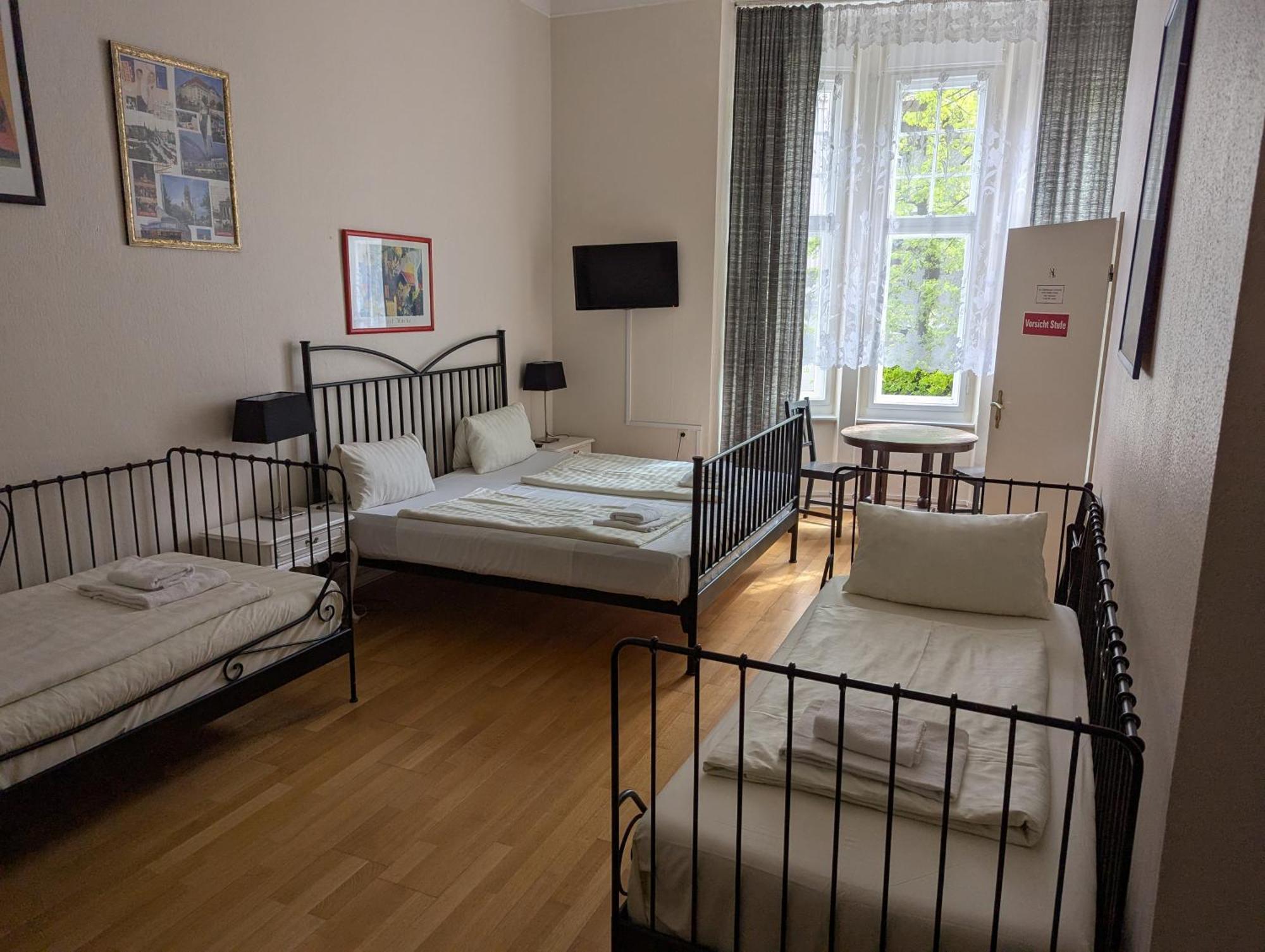 Waizenegger Am Kurfuerstendamm