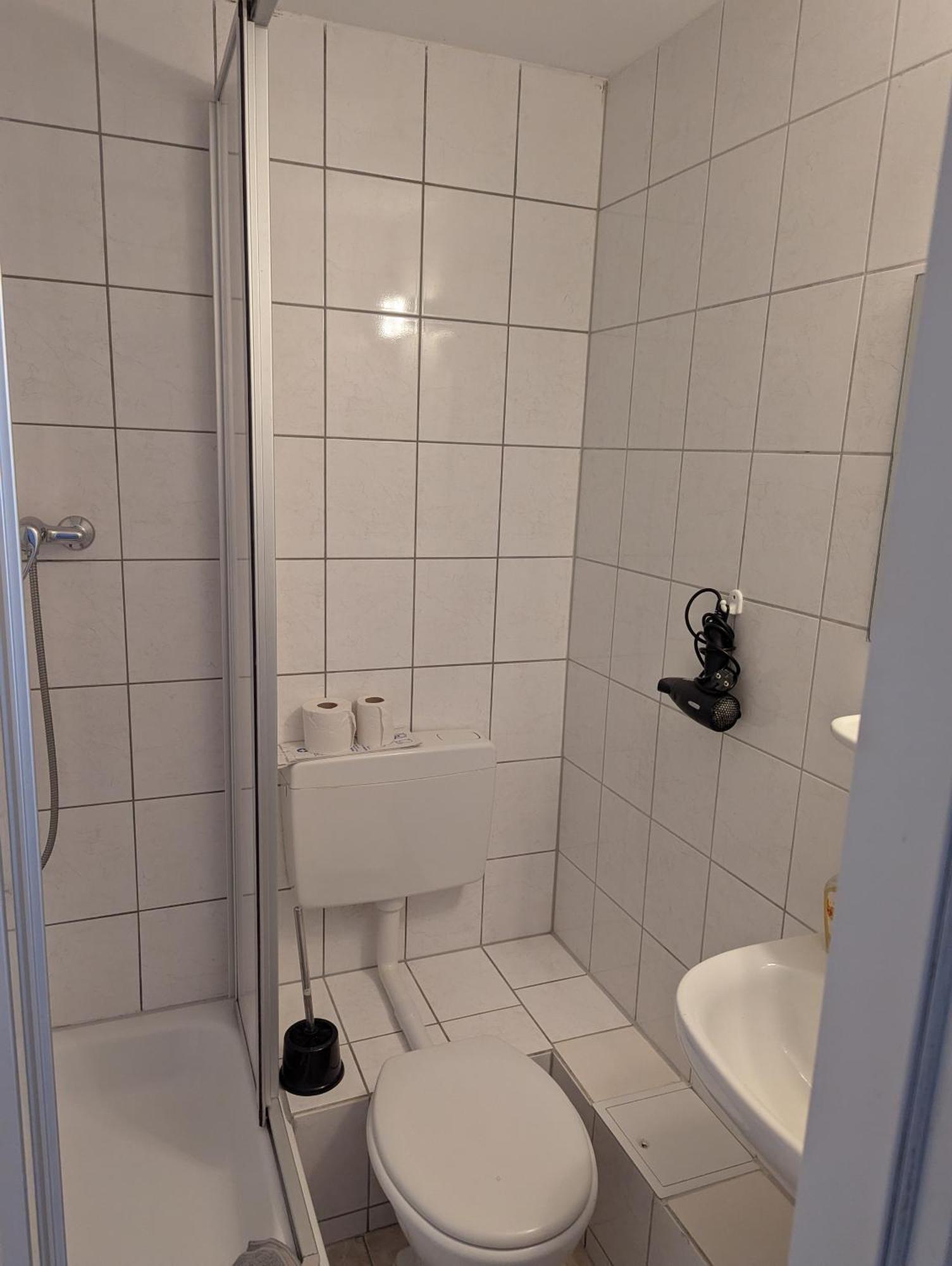 Waizenegger Am Kurfuerstendamm Gasthuis